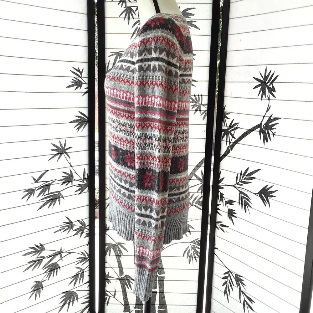 ❤️ Old Navy Winter Themed Striped Sweater 2/$15
